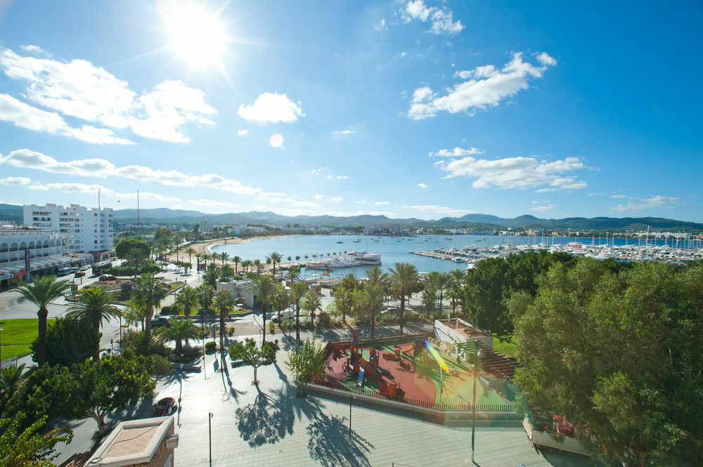 The Red Hotel By Ibiza Feeling - Adults Only サンアントニオアバド エクステリア 写真
