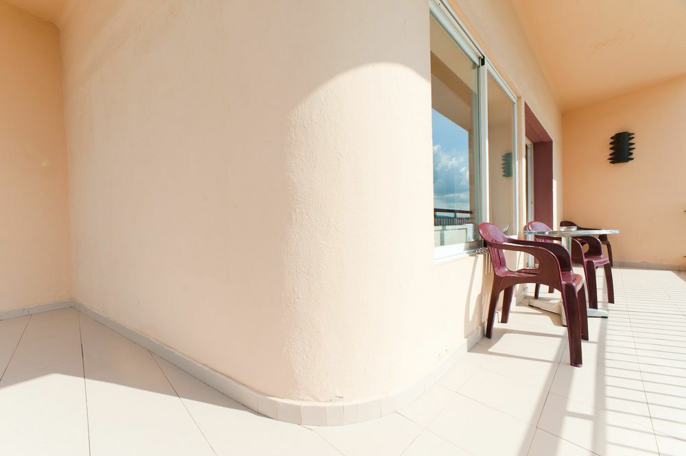The Red Hotel By Ibiza Feeling - Adults Only サンアントニオアバド エクステリア 写真